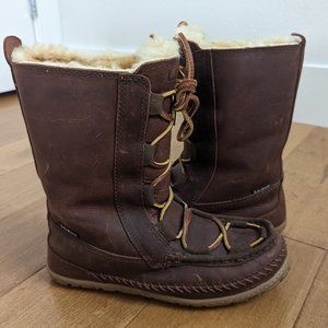 L.L. Bean Wicked Good Lodge Boot Leather Women's, 7 M Dark Cocoa